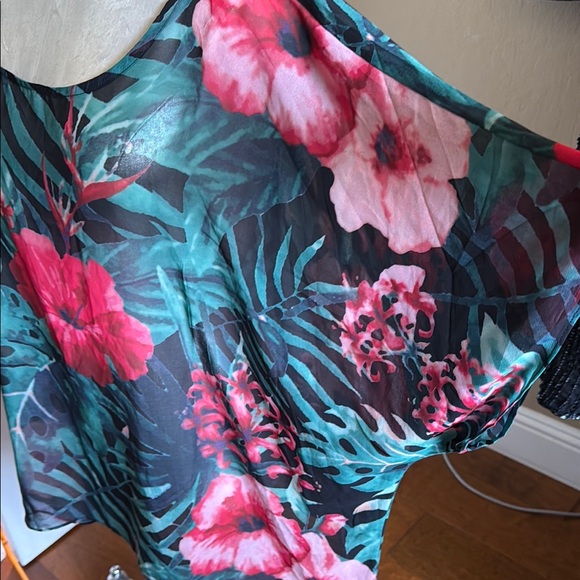 Like New Colleen Lopez Women’s Semi Sheer Tropical Floral Tunic Top size Large - Picture 4 of 11